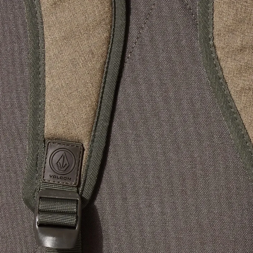 Volcom Men's Academy Backpack NWT